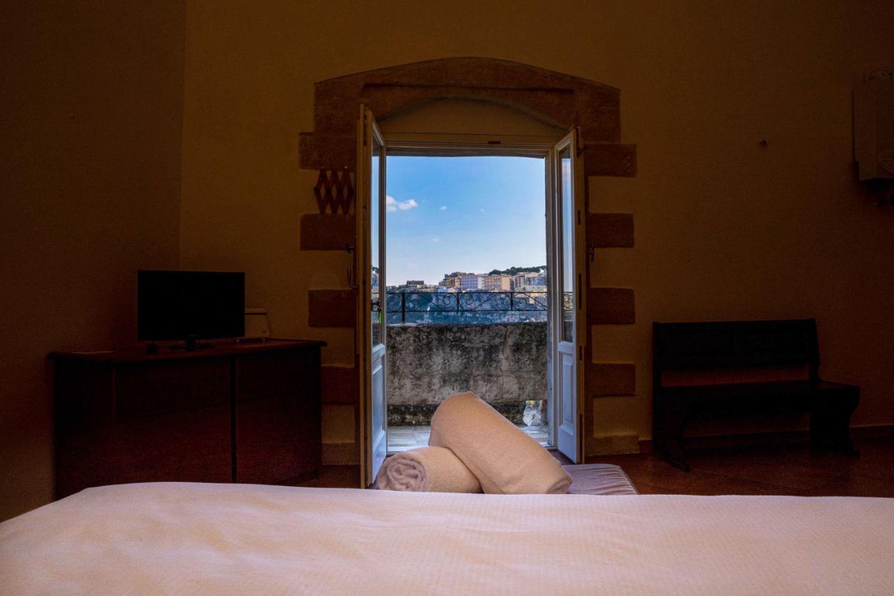 Dimora Santa Barbara Hotel Матера Екстериор снимка