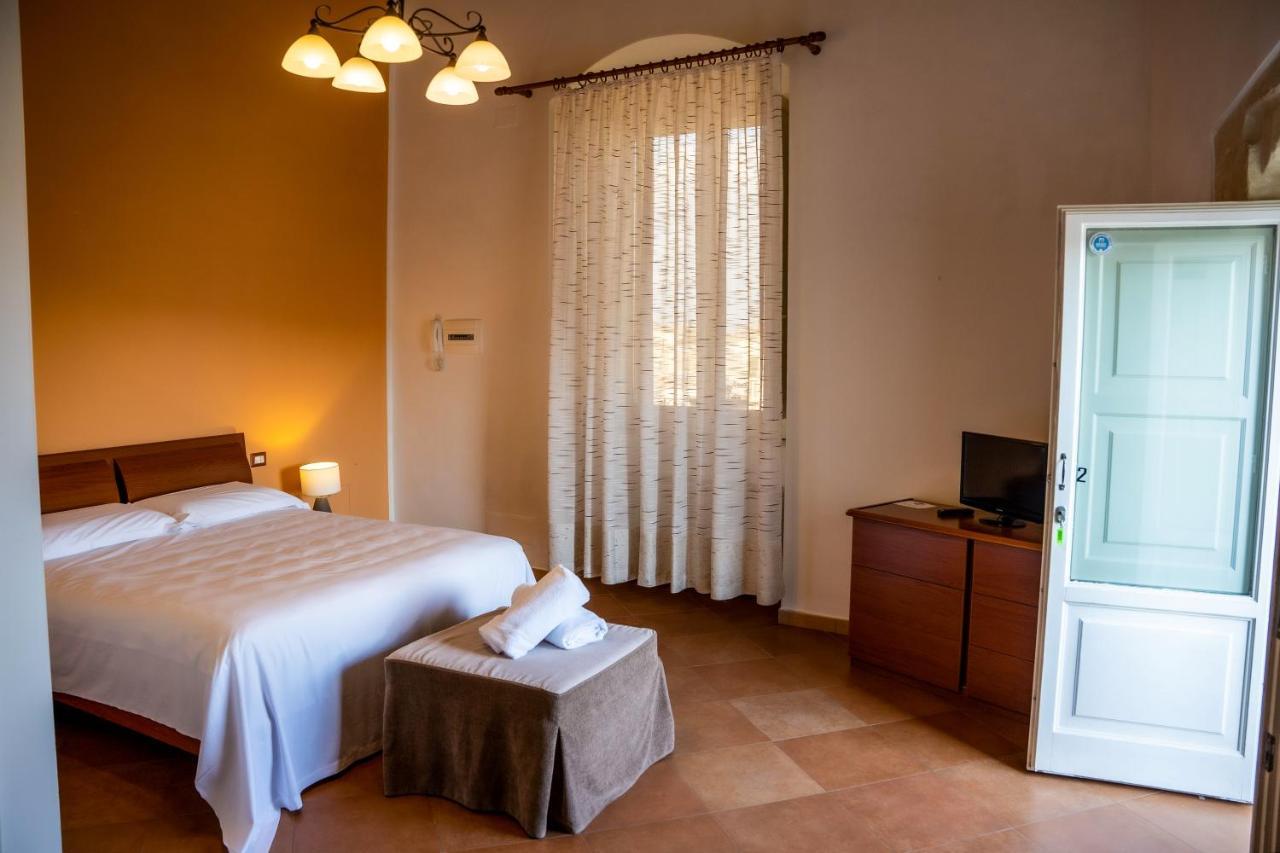 Dimora Santa Barbara Hotel Матера Екстериор снимка