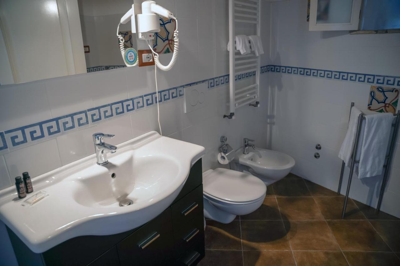 Dimora Santa Barbara Hotel Матера Екстериор снимка
